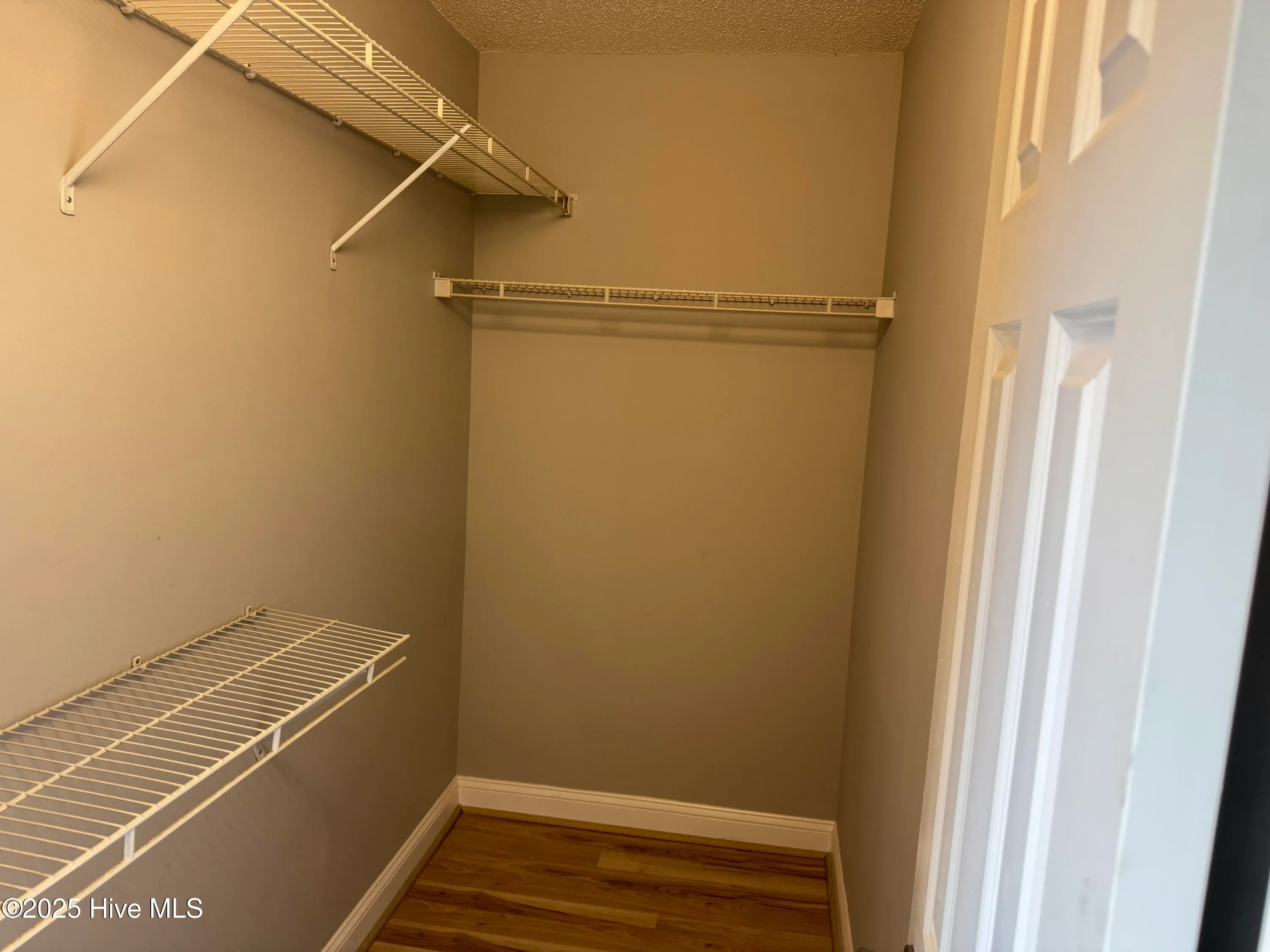 Greenville, North Carolina 27834, United States, 3 Bedrooms Bedrooms, ,3 BathroomsBathrooms,Residential,Active,215848