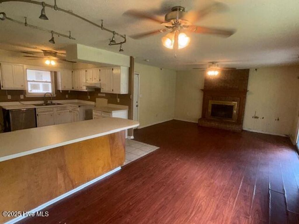 Photo of 119 Shadow Brook Drive, Jacksonville, NC 28546 (MLS # 100522625)