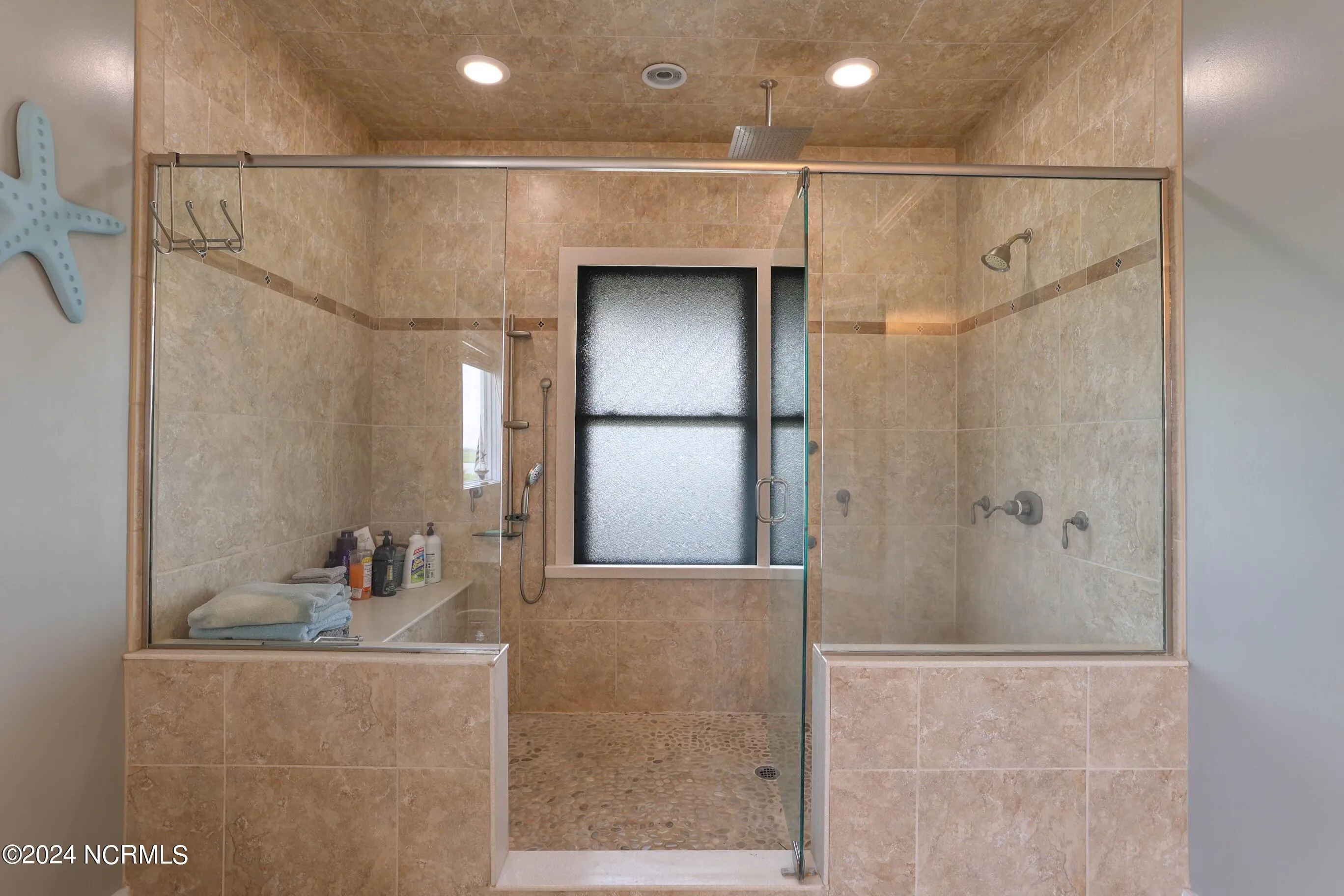 Hampstead, North Carolina 28443, United States, 4 Bedrooms Bedrooms, ,7 BathroomsBathrooms,Residential,Pending,52287