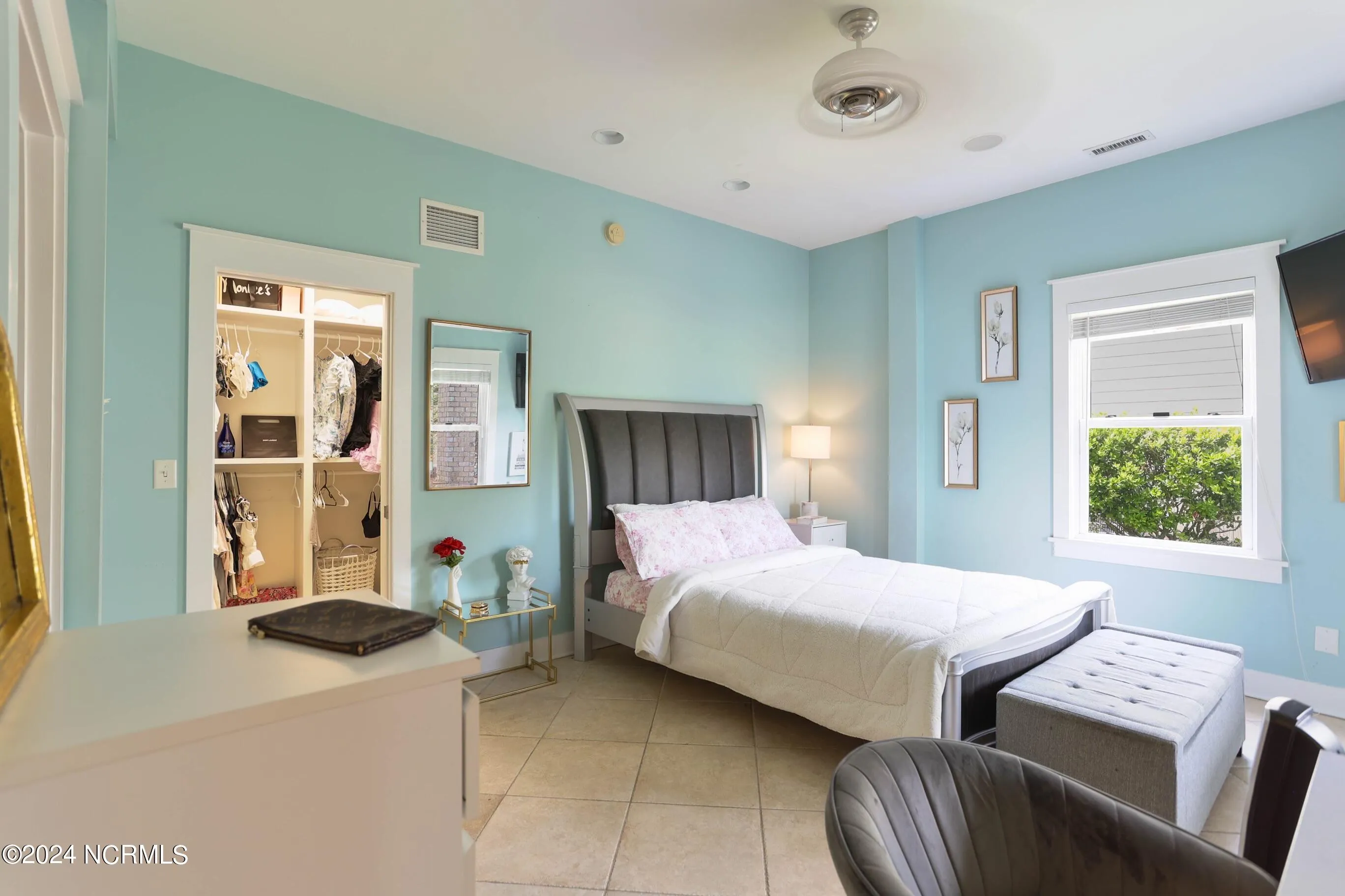 Hampstead, North Carolina 28443, United States, 4 Bedrooms Bedrooms, ,7 BathroomsBathrooms,Residential,Pending,52287