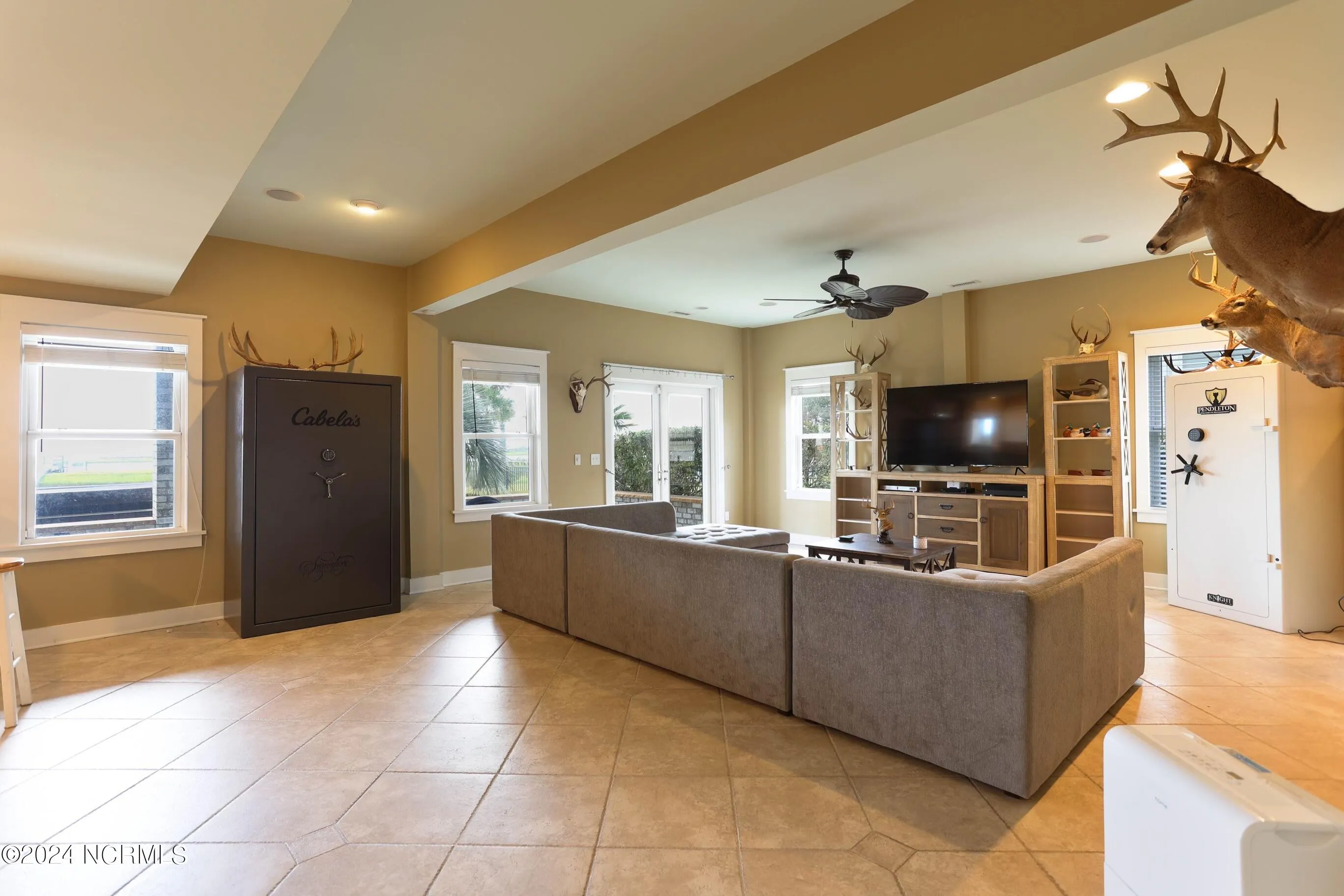 Hampstead, North Carolina 28443, United States, 4 Bedrooms Bedrooms, ,7 BathroomsBathrooms,Residential,Pending,52287