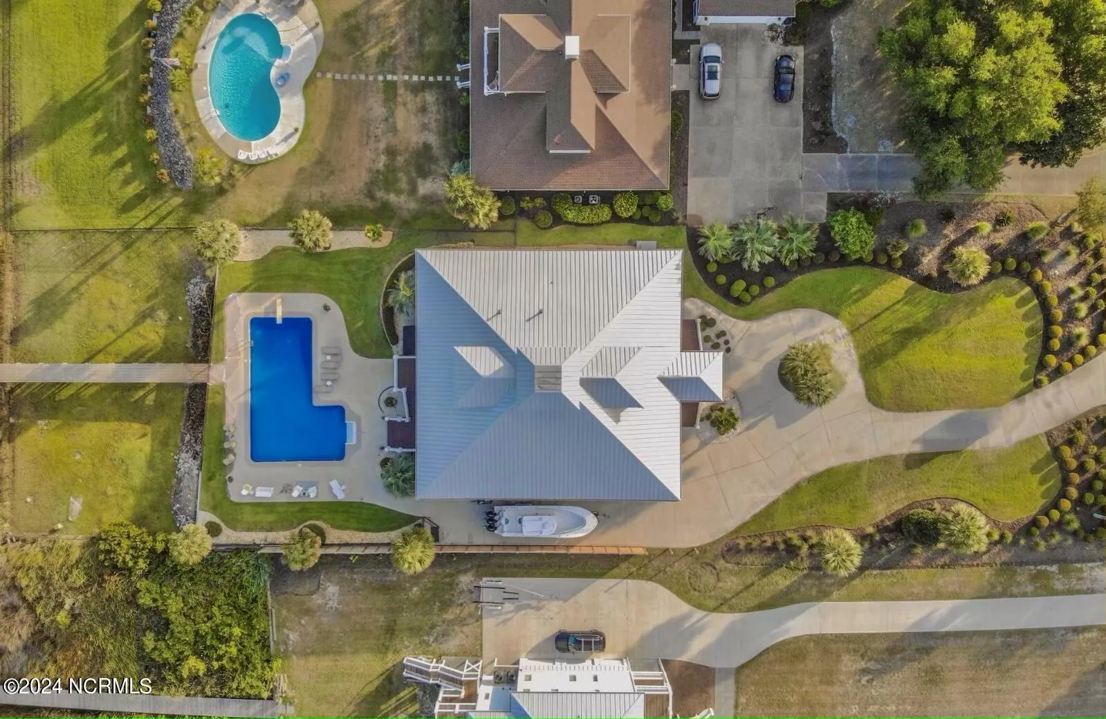 Hampstead, North Carolina 28443, United States, 4 Bedrooms Bedrooms, ,7 BathroomsBathrooms,Residential,Pending,52287