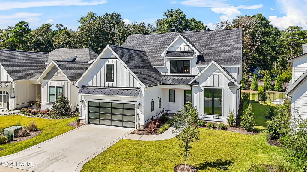 Photo of 8261 Winding Creek Circle, Wilmington, NC 28411 (MLS # 100532597)