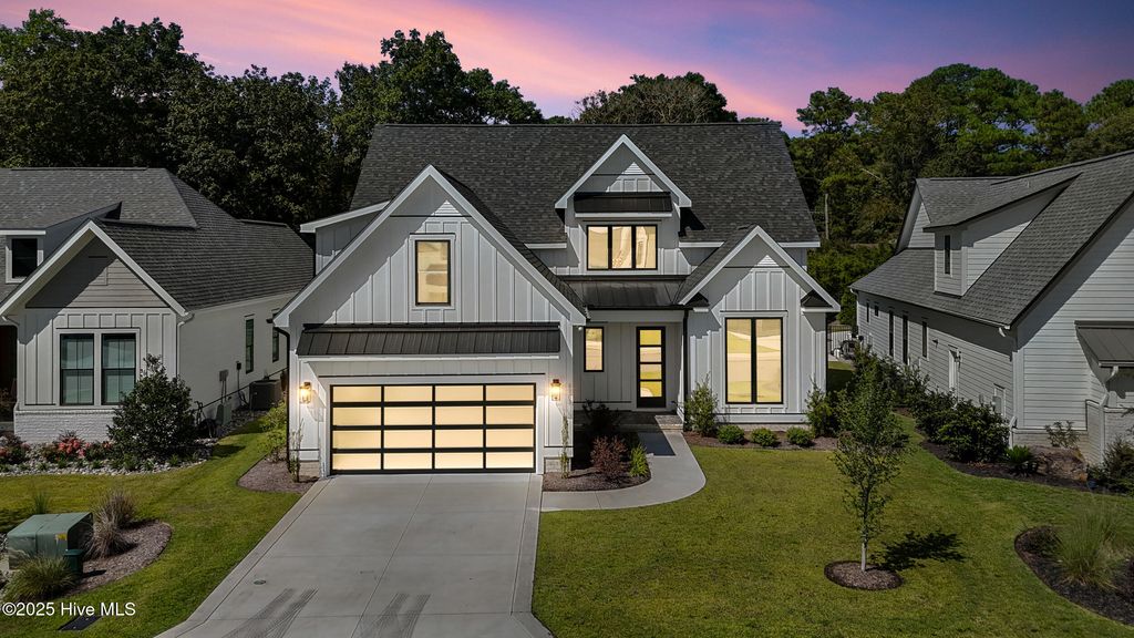 Photo of 8261 Winding Creek Circle, Wilmington, NC 28411 (MLS # 100532597)