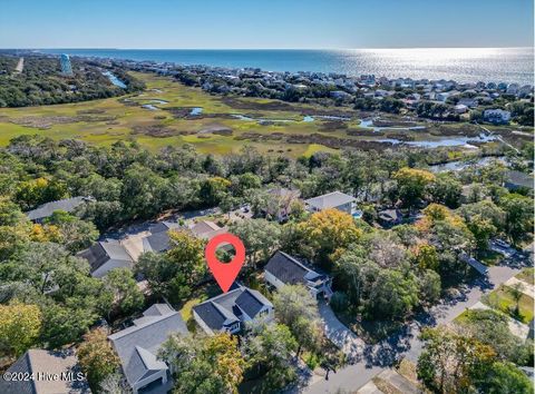 A home in Oak Island