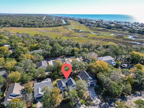 A home in Oak Island