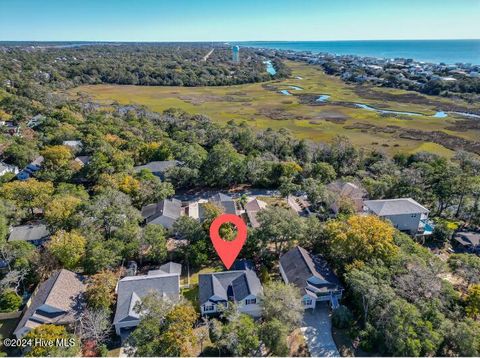 A home in Oak Island