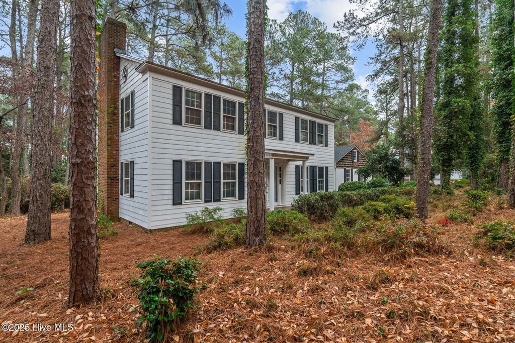Photo of 102 James Creek Road, Southern Pines, NC 28387 (MLS # 100543762)