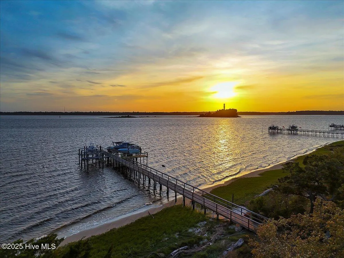 Wilmington, North Carolina 28412, United States, 4 Bedrooms Bedrooms, ,3 BathroomsBathrooms,Residential,Active,122458