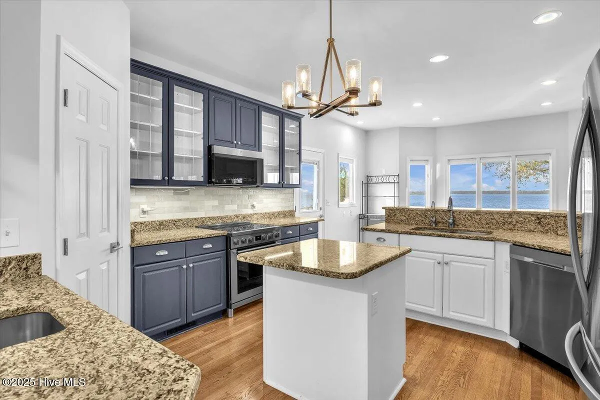 Wilmington, North Carolina 28412, United States, 4 Bedrooms Bedrooms, ,3 BathroomsBathrooms,Residential,Active,122458