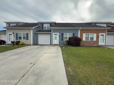 MLS: 100508560