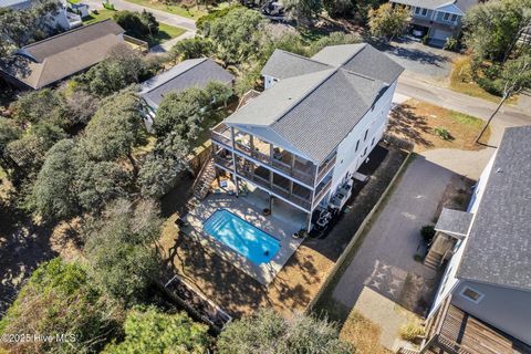 A home in Oak Island