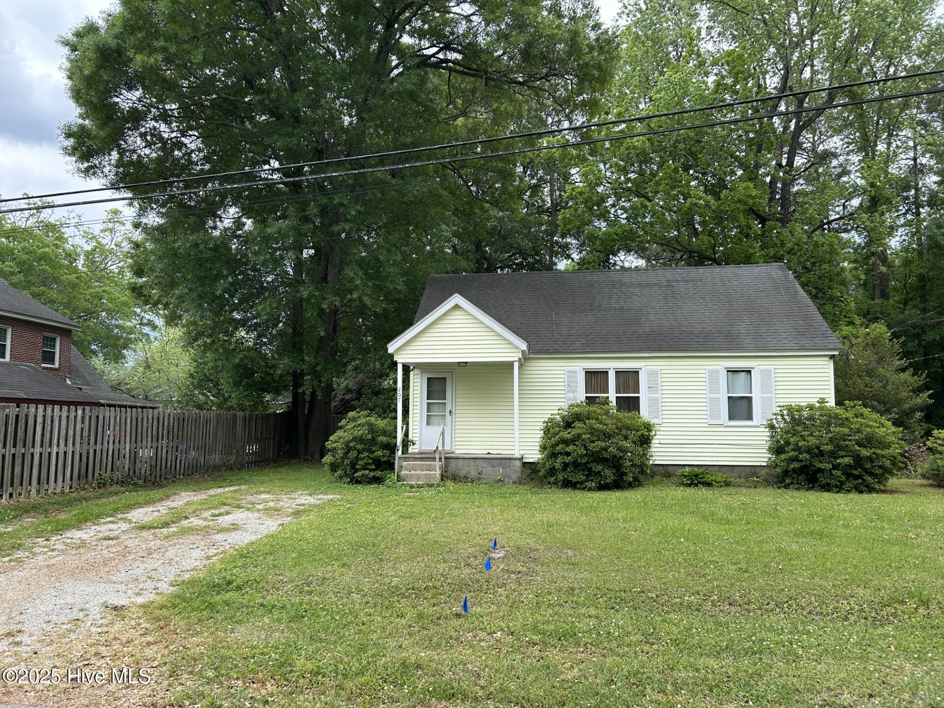Listing image 1