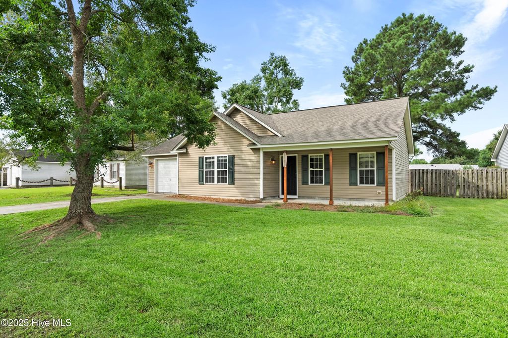 Photo of 3127 Memory Lane, Castle Hayne, NC 28429 (MLS # 100527955)