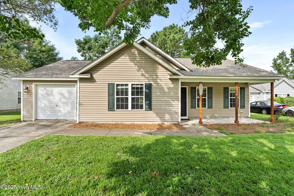 Photo of 3127 Memory Lane, Castle Hayne, NC 28429 (MLS # 100527955)