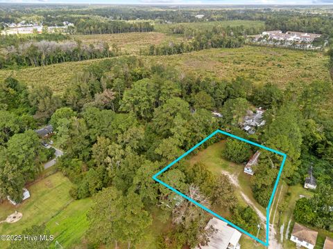 Tiny photo for 115 Puppy Lane, Jacksonville, NC 28540 (MLS # 100536467)