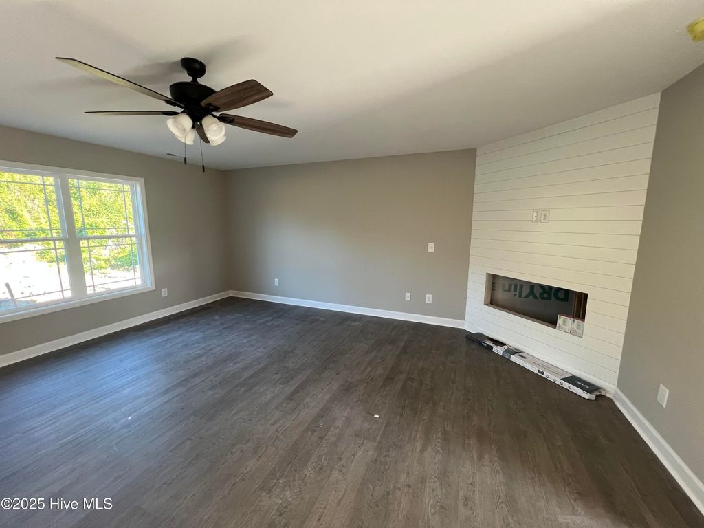 Photo of 1244 Old Maplehurst Road, Jacksonville, NC 28540 (MLS # 100539623)