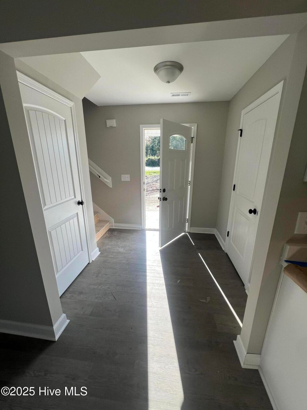 Photo of 1244 Old Maplehurst Road, Jacksonville, NC 28540 (MLS # 100539623)