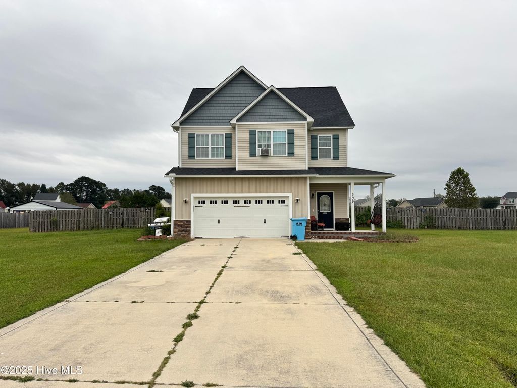 Photo of 209 Trophy Ridge Drive, Richlands, NC 28574 (MLS # 100533421)
