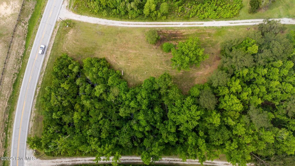 Photo of 1735 Streets Ferry Road, Vanceboro, NC 28586 (MLS # 100538408)