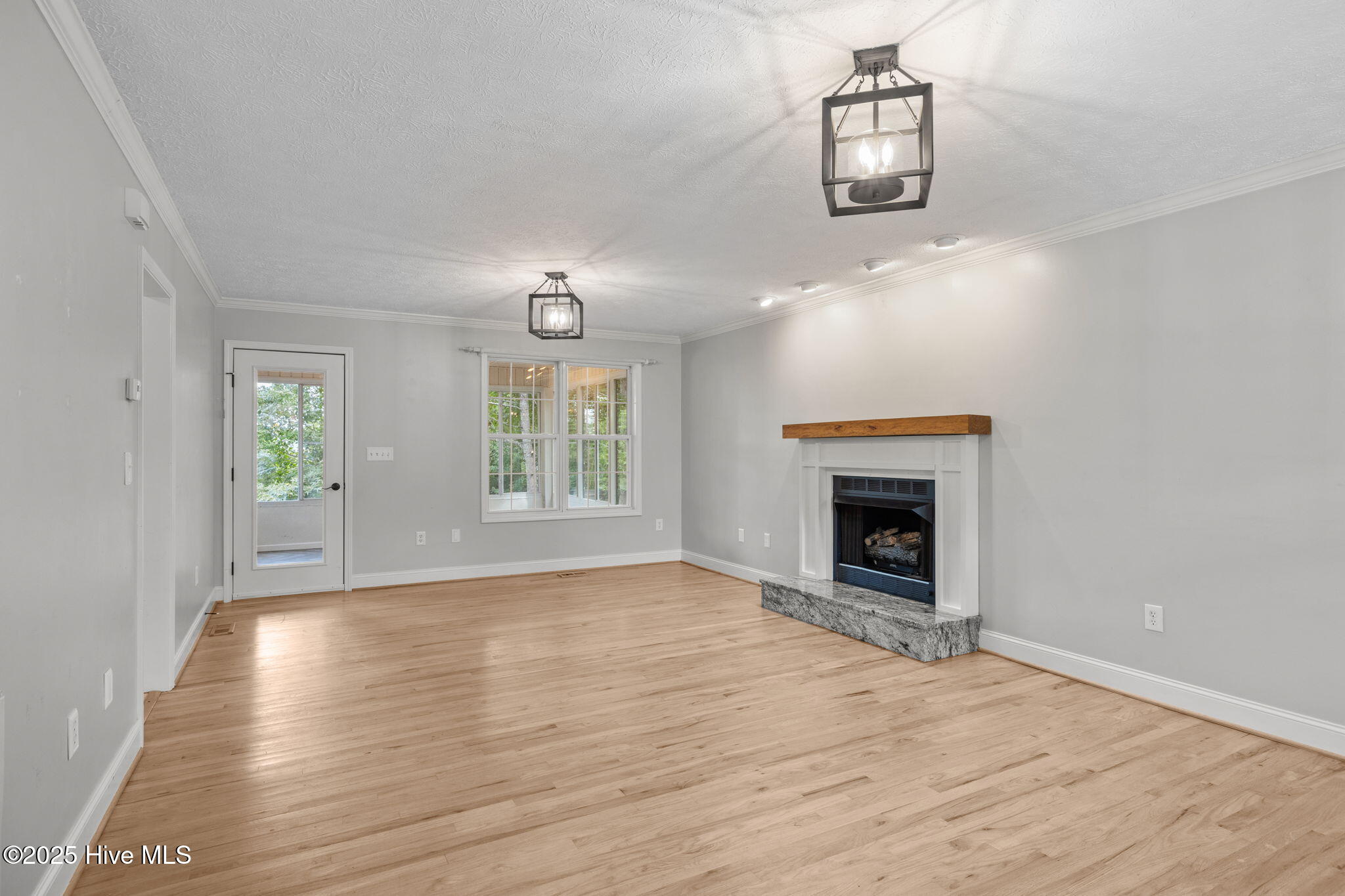 906 Ridge Water Boulevard