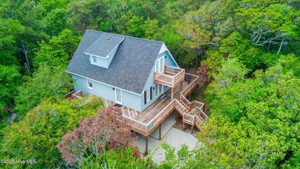 Photo of 127 Sand Castle Drive, Emerald Isle, NC 28594 (MLS # 100528210)