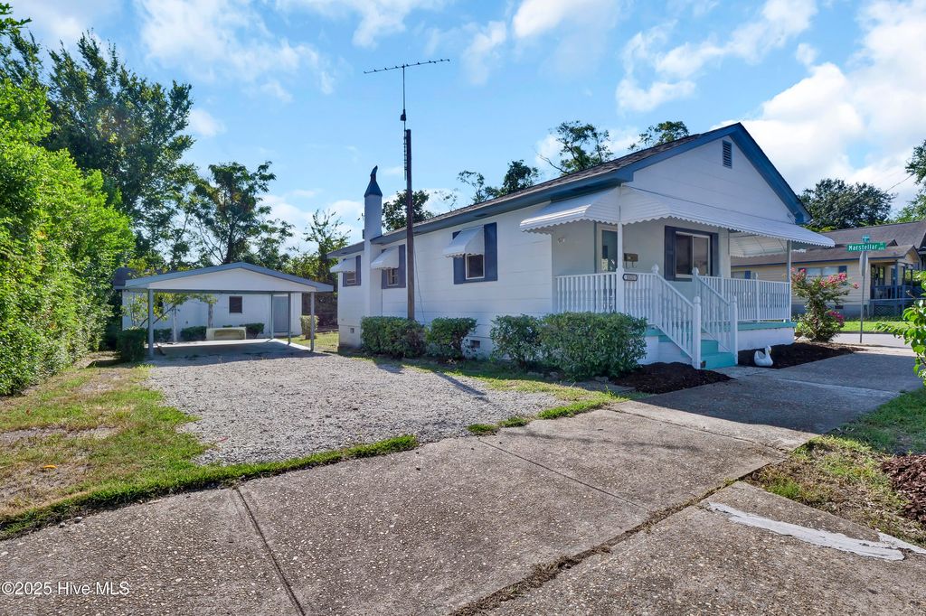 Photo of 1121 S 6th Street, Wilmington, NC 28401 (MLS # 100520591)