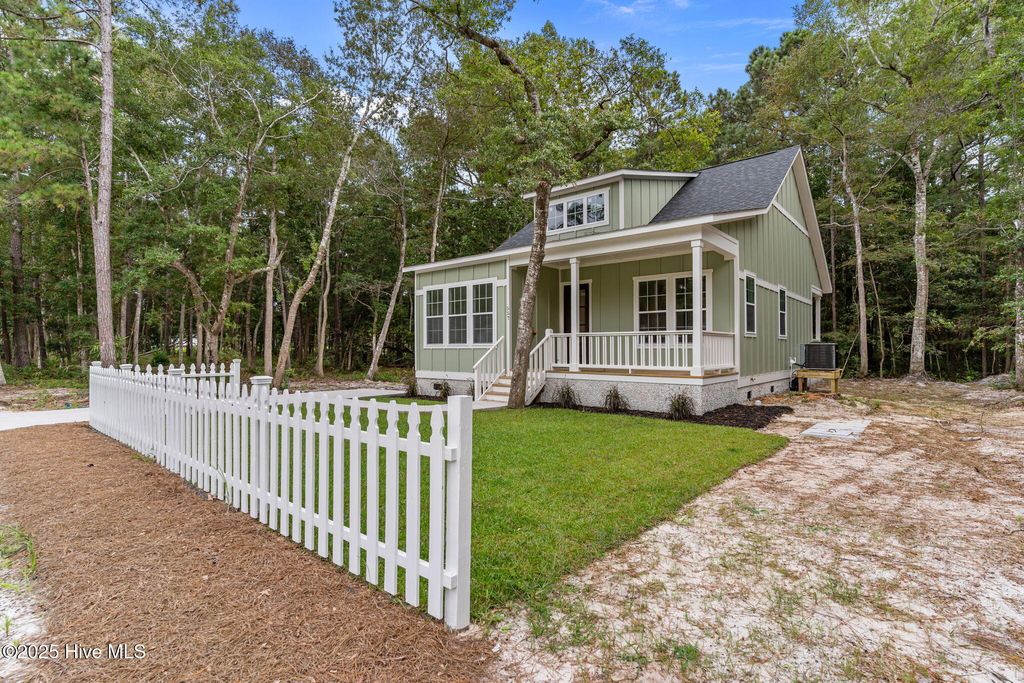 Photo of 557 3rd Street SE, Bolivia, NC 28422 (MLS # 100506453)