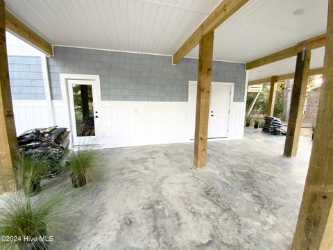 A home in Oak Island