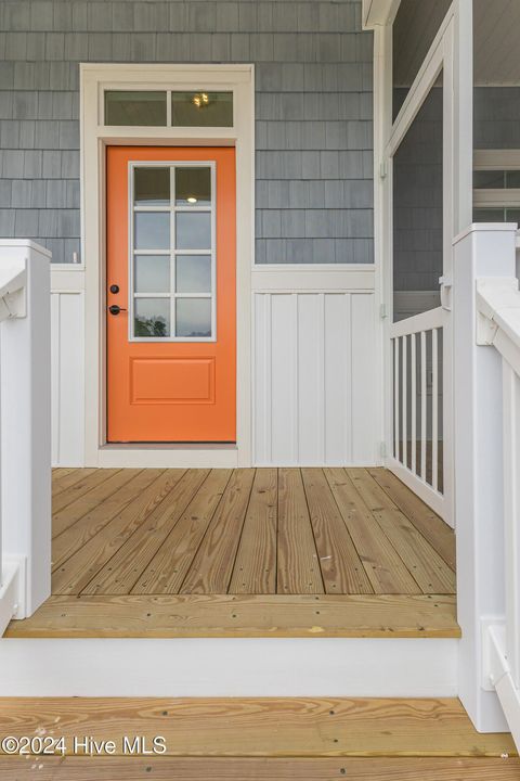 A home in Oak Island