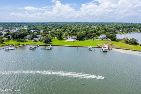 A home in Swansboro