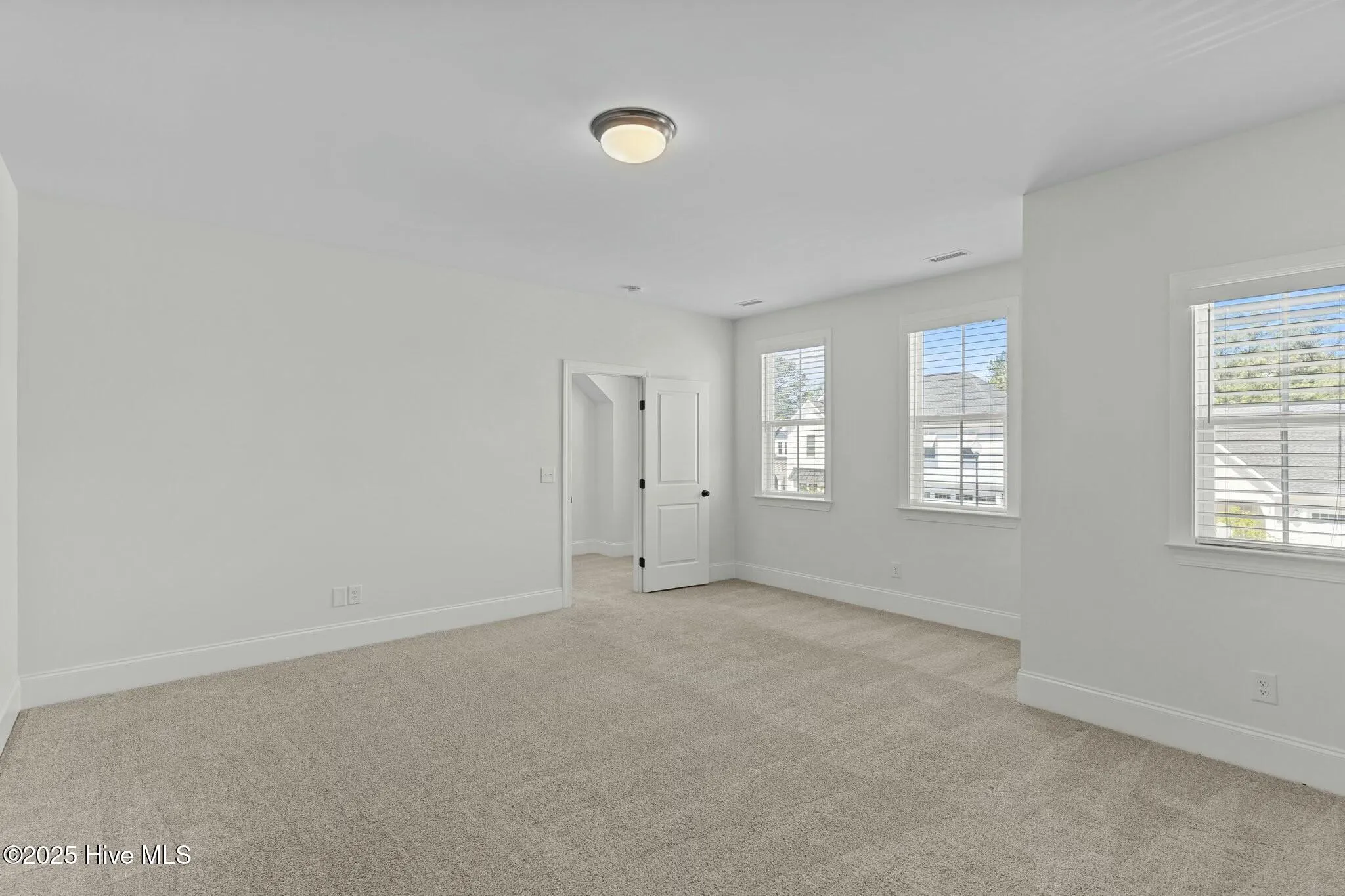 Hampstead, North Carolina 28443, United States, 4 Bedrooms Bedrooms, ,3 BathroomsBathrooms,Residential,Active,115000