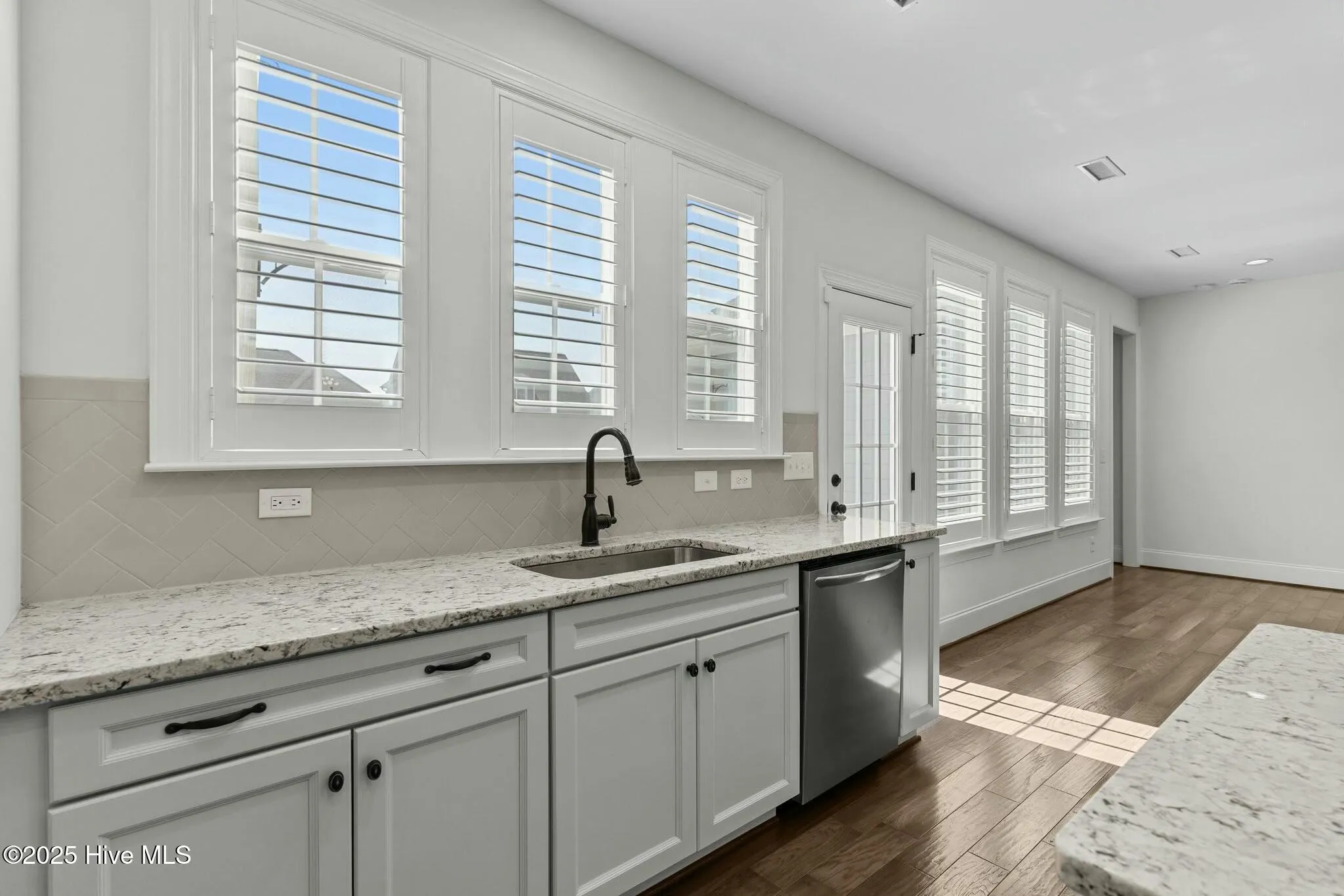 Hampstead, North Carolina 28443, United States, 4 Bedrooms Bedrooms, ,3 BathroomsBathrooms,Residential,Active,115000