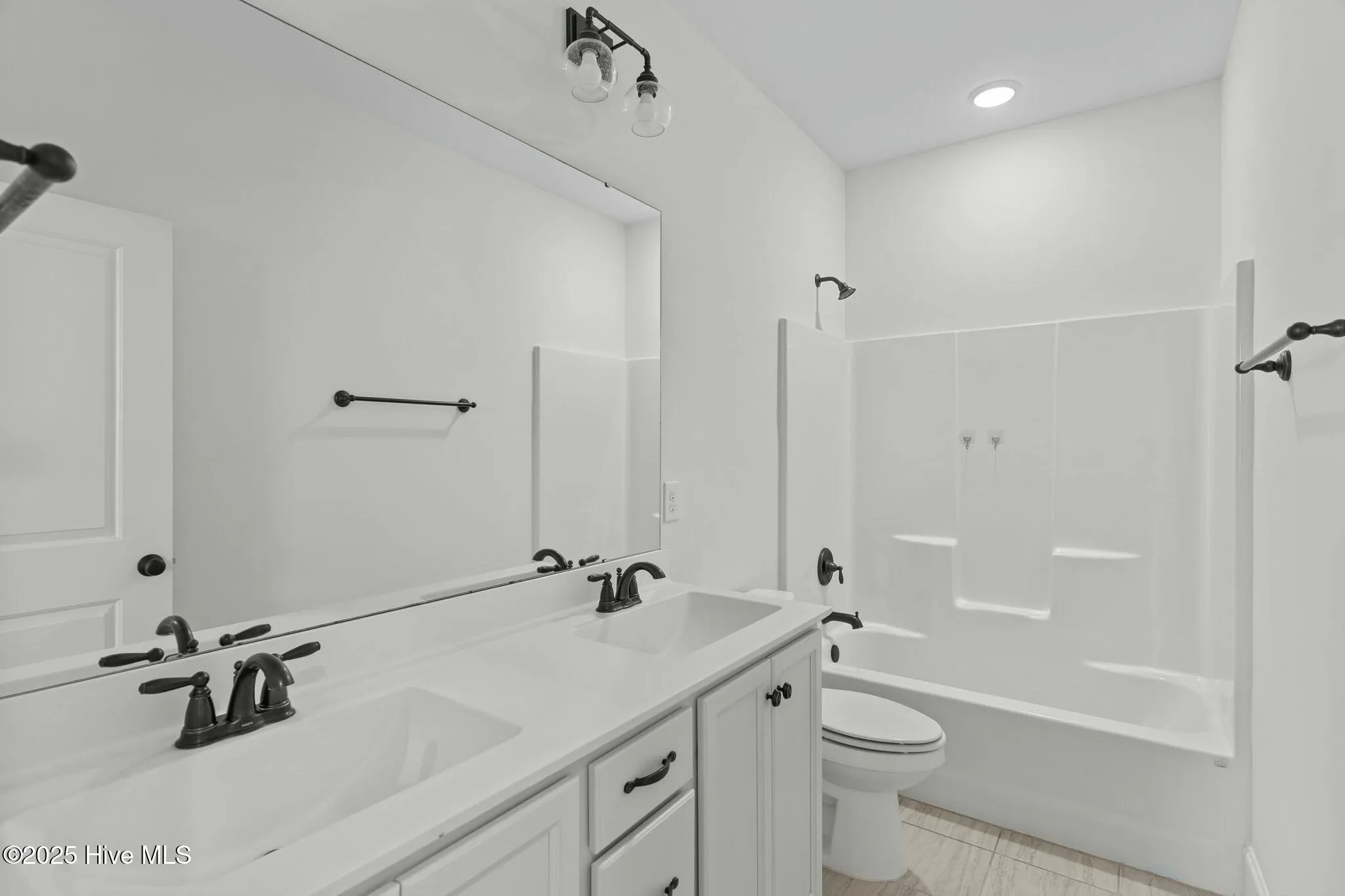 Hampstead, North Carolina 28443, United States, 4 Bedrooms Bedrooms, ,3 BathroomsBathrooms,Residential,Active,115000