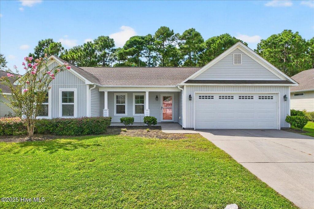 Photo of 4226 Cherry Laurel Lane SE, Southport, NC 28461 (MLS # 100527595)