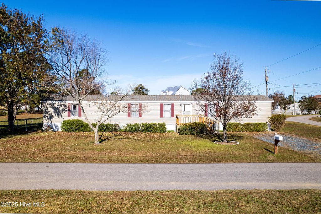 Photo of 100 Reef Lane, Grandy, NC 27939 (MLS # 100543202)