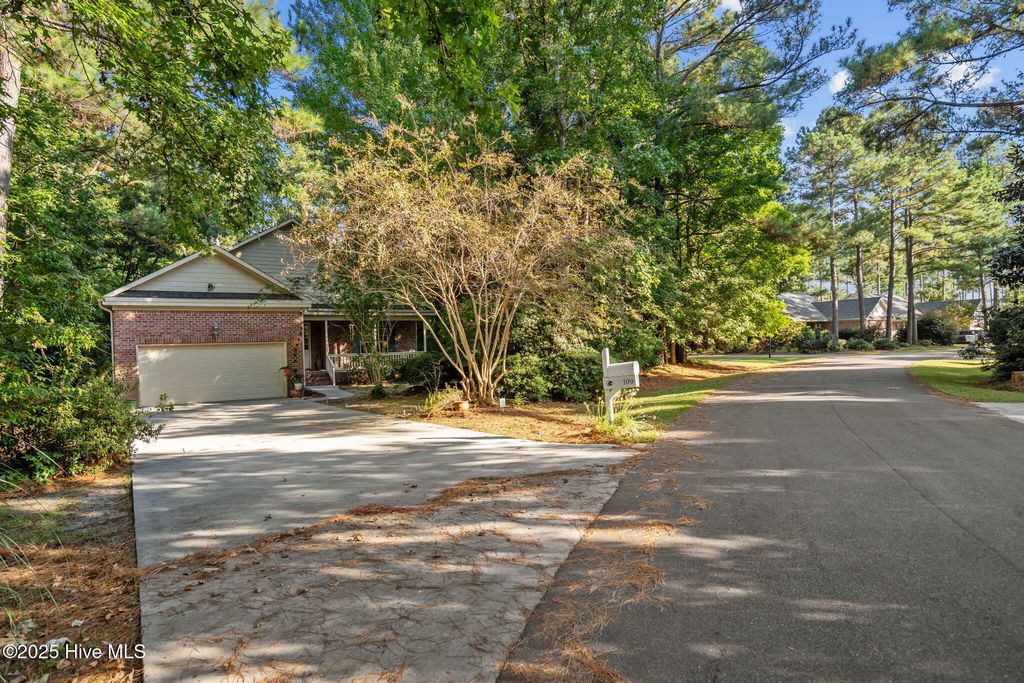 Photo of 109 E Sanderling Circle, Hampstead, NC 28443 (MLS # 100531952)