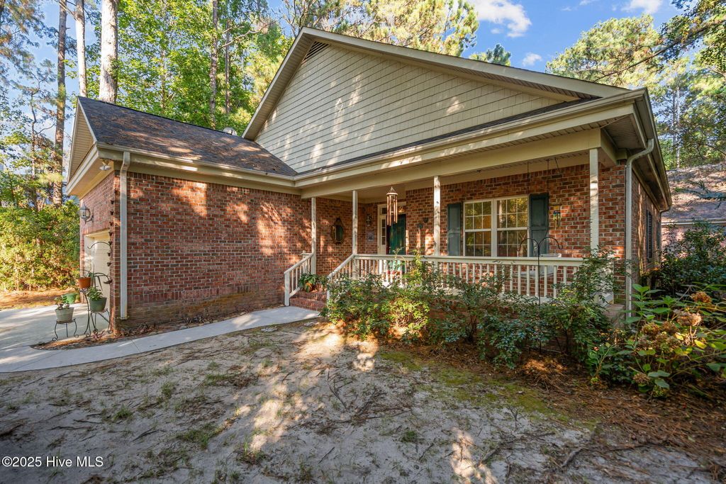 Photo of 109 E Sanderling Circle, Hampstead, NC 28443 (MLS # 100531952)