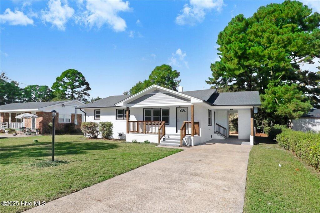 Photo of 409 Hamilton Drive, Goldsboro, NC 27530 (MLS # 100536908)