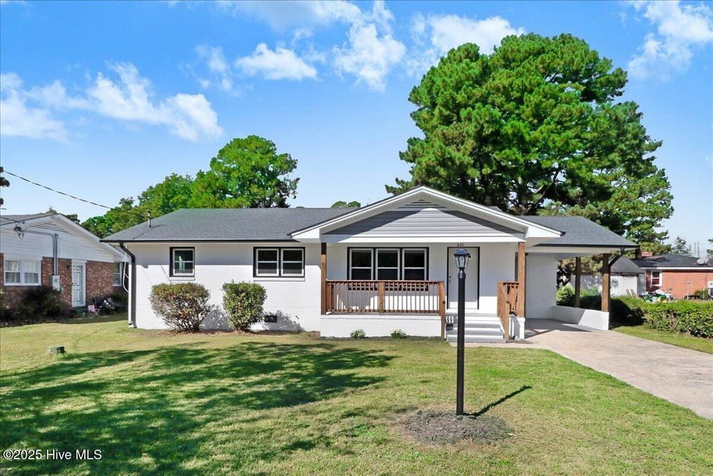 Photo of 409 Hamilton Drive, Goldsboro, NC 27530 (MLS # 100536908)