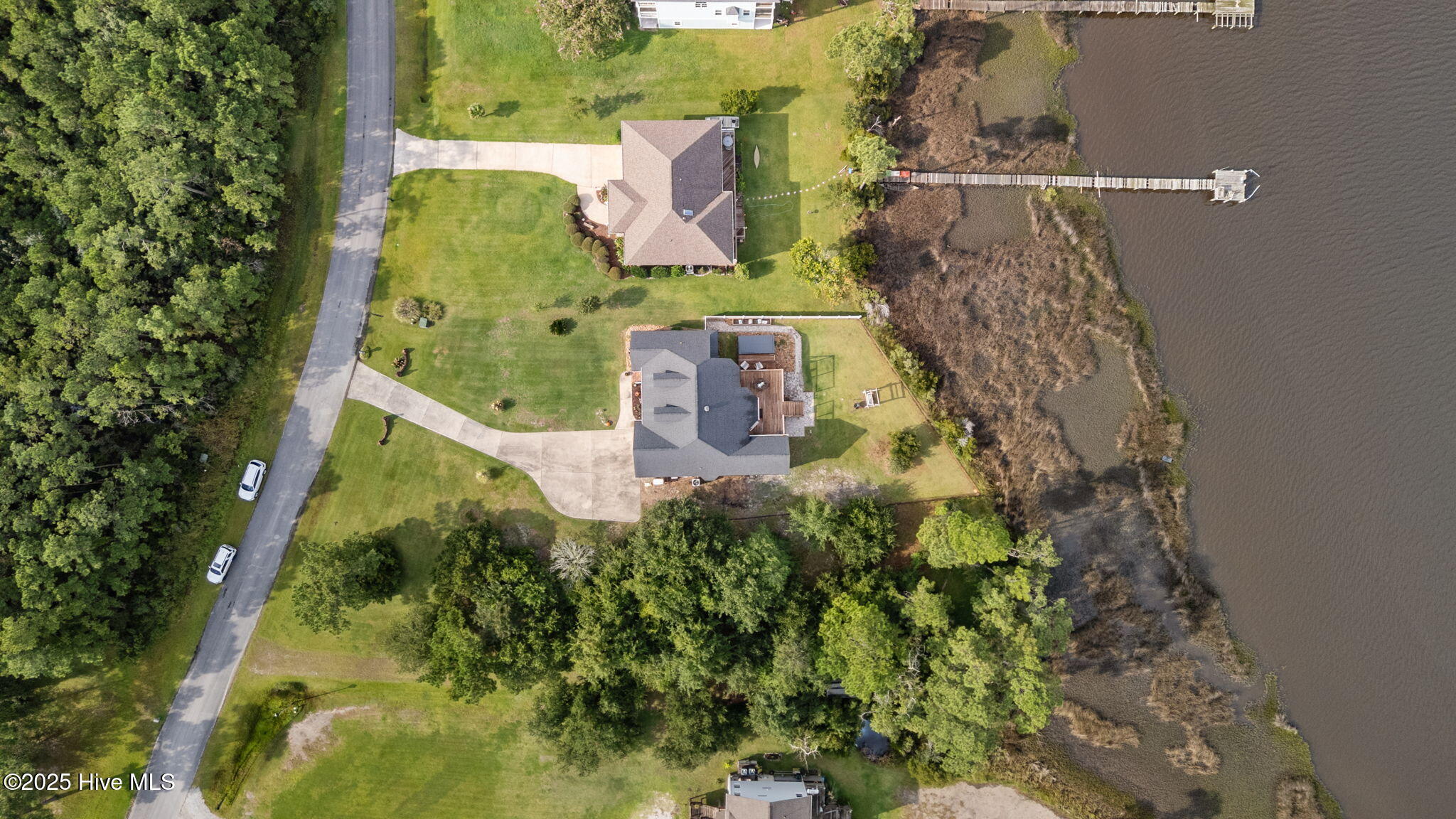 413 Pelican Harbor Road