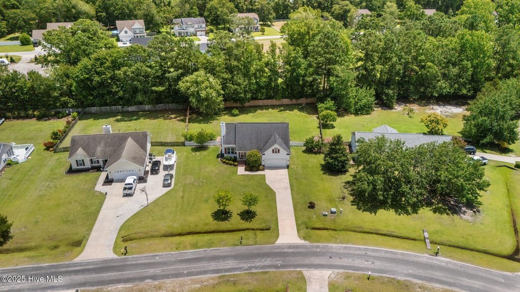 Photo of 242 Bobbys Drive, Newport, NC 28570 (MLS # 100519310)