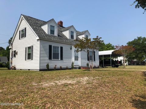 A home in Sneads Ferry