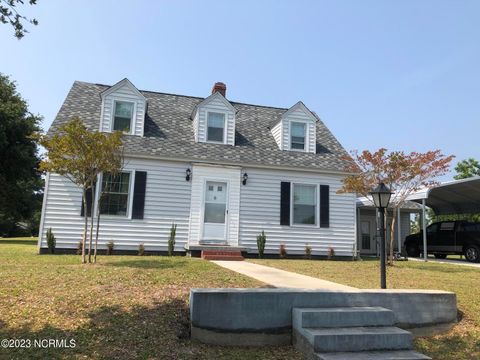 A home in Sneads Ferry