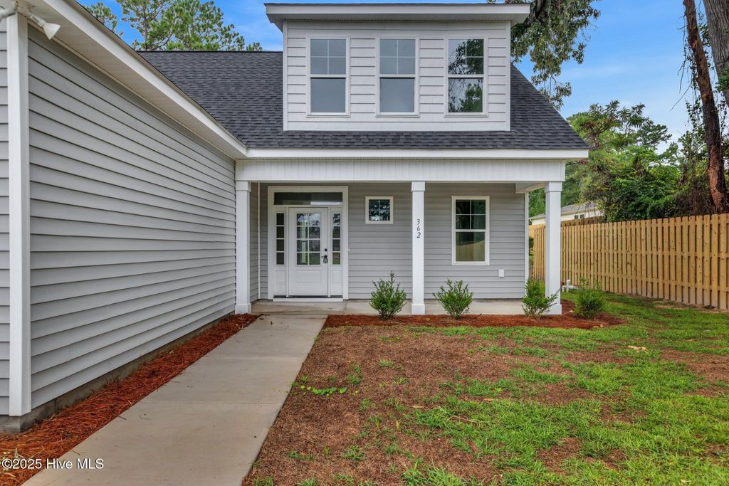 Photo of 362 Williams Store Road, Hampstead, NC 28443 (MLS # 100537116)