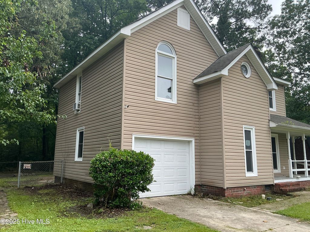 Photo of 128 Robinhood Drive, Jacksonville, NC 28546 (MLS # 100512003)