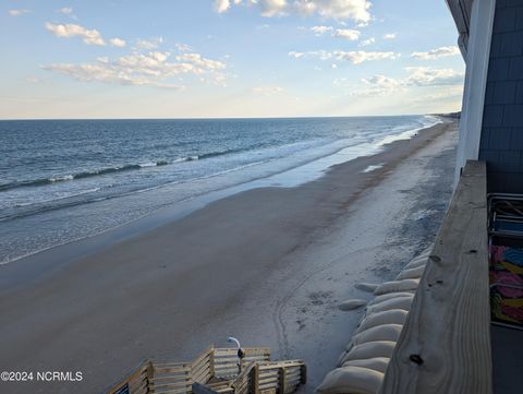 A home in North Topsail Beach