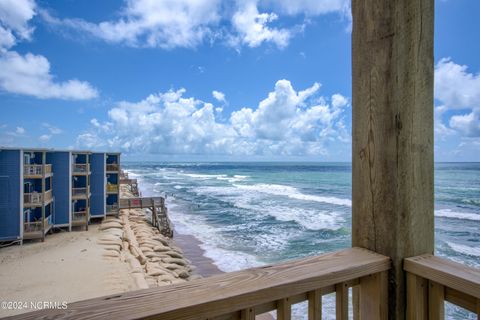 A home in North Topsail Beach