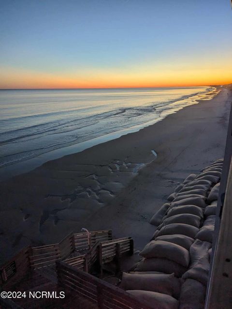 A home in North Topsail Beach