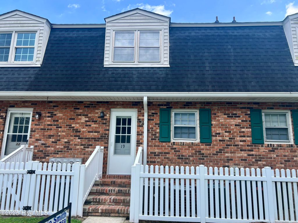Photo of 6000 River Road #19, Washington, NC 27889 (MLS # 100517746)